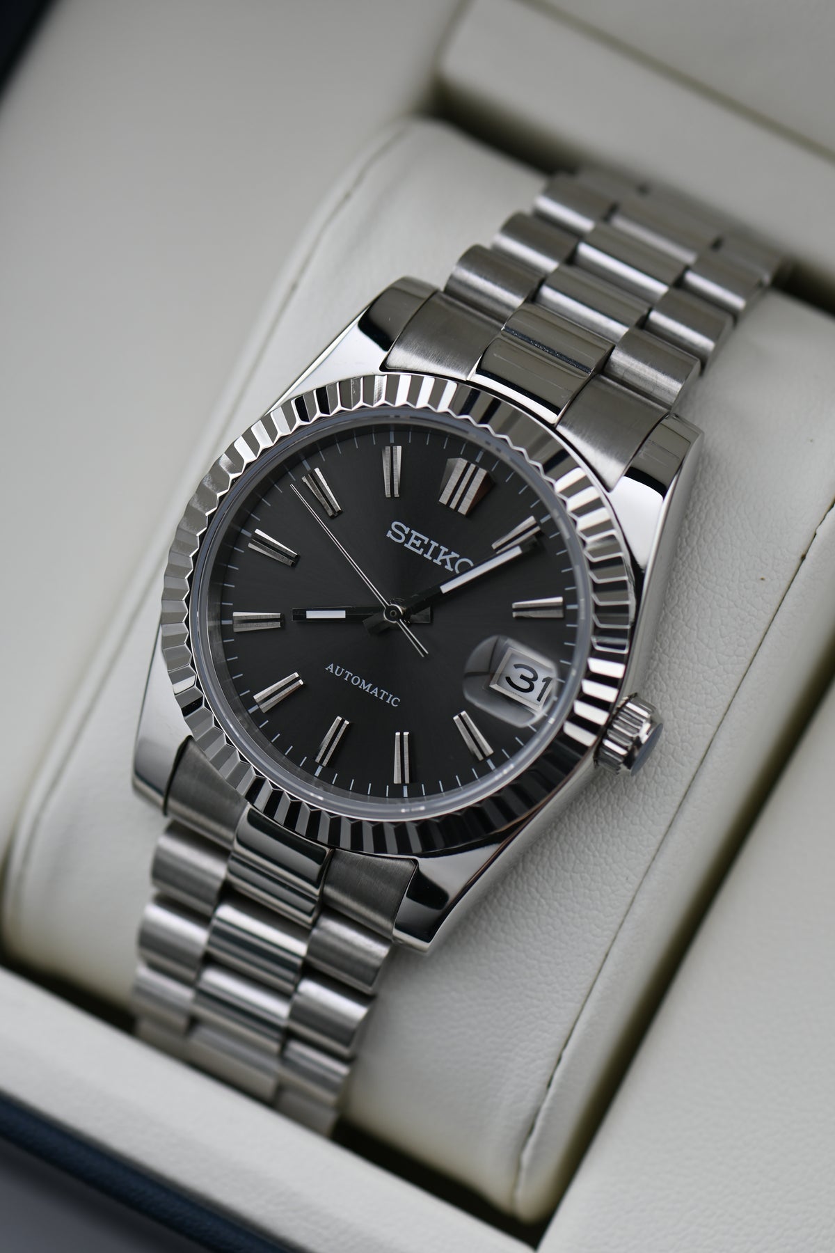 Seikojust Mod Silver - Sunburst Grey
